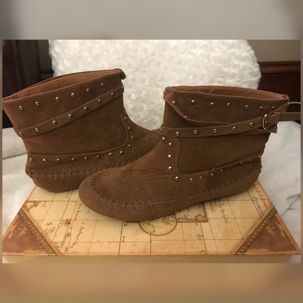 New In Box - Shiara Moccasin's
